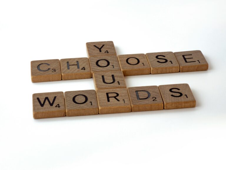 Scrabble met de woorden Choose, Your, Words